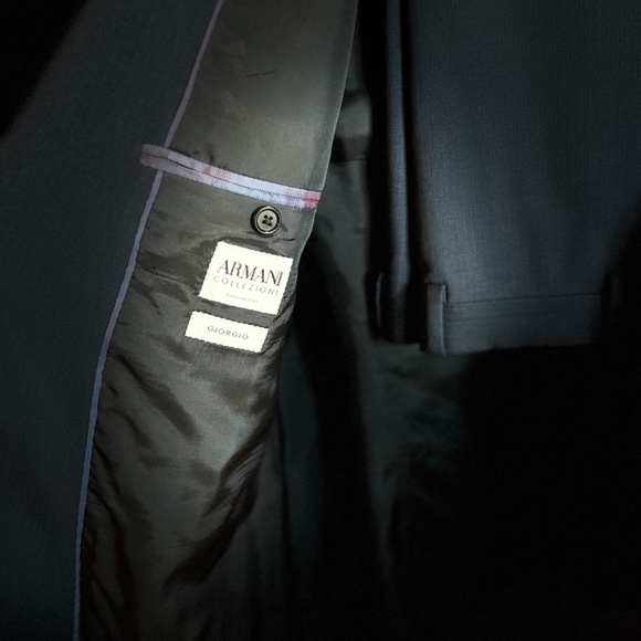 Armani Collezioni Giorgio 2 pc suit Navy Blue - Picture 5 of 7